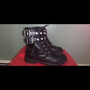 Girls combat boots